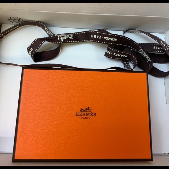 Authentic Hermès Calvi Verso Card Holder - Picture 6 of 6